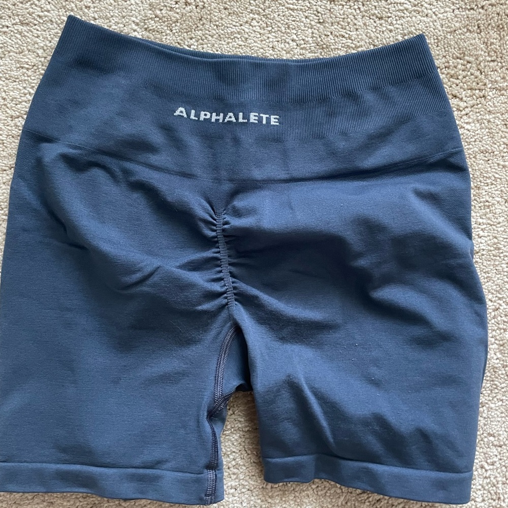 Alphalete Amplify 4.5 Short